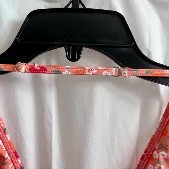 Summersalt Deep V Halter Swimsuit Size 6 in Orange Floral - Picture 9 of 15